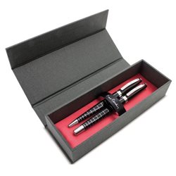 Set bolígrafo y roller en negro contrastado con patrón aros metálicos · Merchandising promocional de Sets escritura y estuches · Koala Rojo