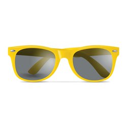 Gafas de sol clásicas amarillas de plástico con lentes negras y protección UV · KoalaRojo, Artículo promocional y personalizado