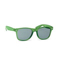 Gafas de sol plástico reciclado, con montura verde transparente en RPET y lentes con protección UV400 · KoalaRojo, Artículo promocional y personalizado