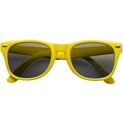 Clásicas gafas de sol en amarillas fabricadas en PC y PVC de lentes negras con protección UV400 · KoalaRojo, Artículo promocional y personalizado