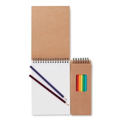 Set de libreta y estuche de cartón con dibujos y lápices para colorear incluidos