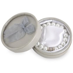 Pulseras imitación perlas en Pack de 10 con estuche en plateado · KoalaRojo, Artículo promocional y personalizado