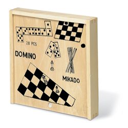 4 juegos en caja de madera    