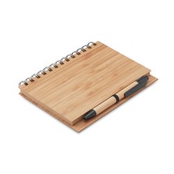 Libreta con tapas de bambú natural, hojas en papel reciclado y bolígrafo de bambú a juego · KoalaRojo, Artículo promocional y personalizado